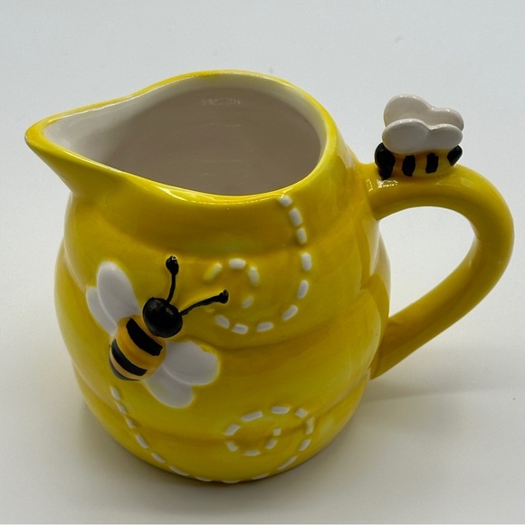 Pier 1 Other - Pier 1 Imports Hand Painted Dolomite Yellow Bee Honeycomb Creamer